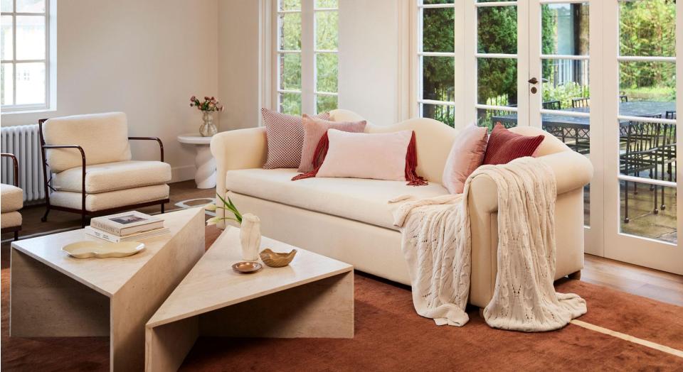 Styling Series: How to Mix Cushions & Throws
