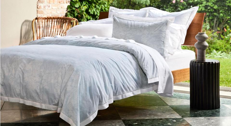 How to Style a Relaxing Bedroom