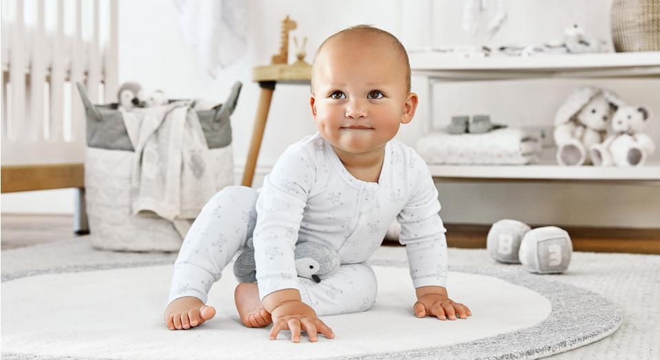 The Red Nose guide to safe sleeping for your baby