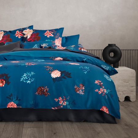 Sollari_Multi_Quilt-Cover