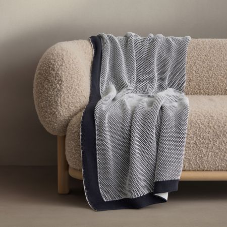 Almar Throw