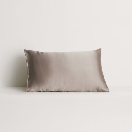 Lanham Silk Pillowcase in Praline