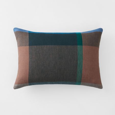 Sterwell Breakfast Cushion in raisin