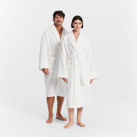 Our first model is 188cm and is wearing a size Large/X-Large, Our second model is 177cm and is wearing a size Small/Medium.