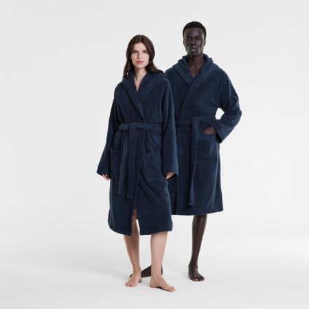 Our first model is 179cm and is wearing a size Small/Medium, Our second model is 191cm and is wearing a size Large/X-Large.