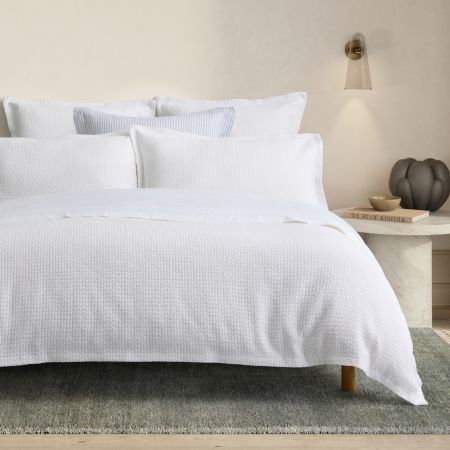 Rennie Quilt Cover in white
