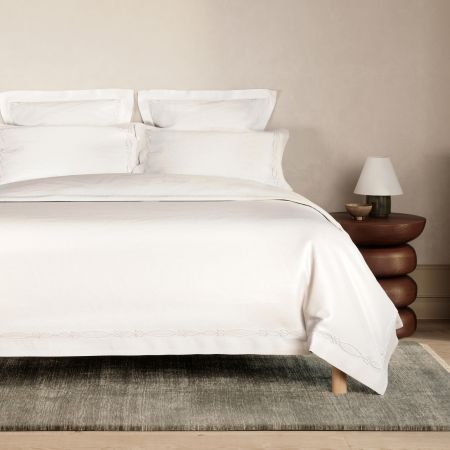 1200TC Palais Trellis Quilt Cover