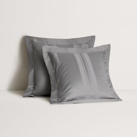 1200Tc Millennia Bold European Pillowcase in Flint