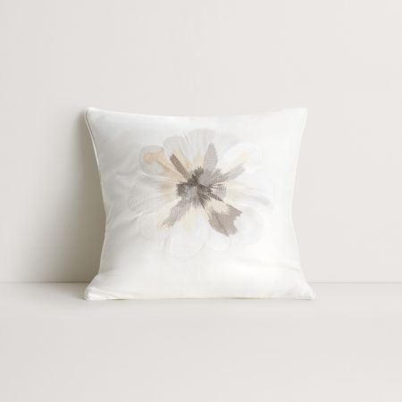 Tilda Square Cushion in Snow