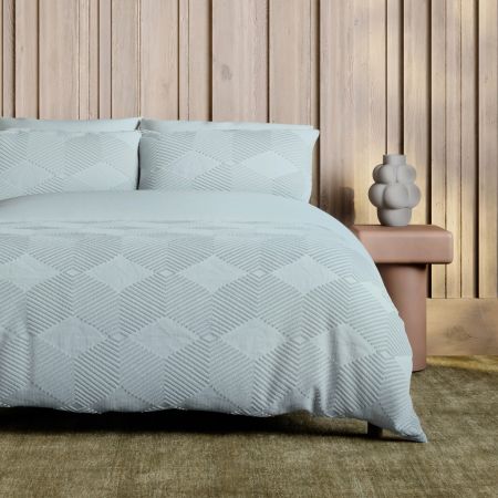 Textures Cut Geometric Quilt Cover Set