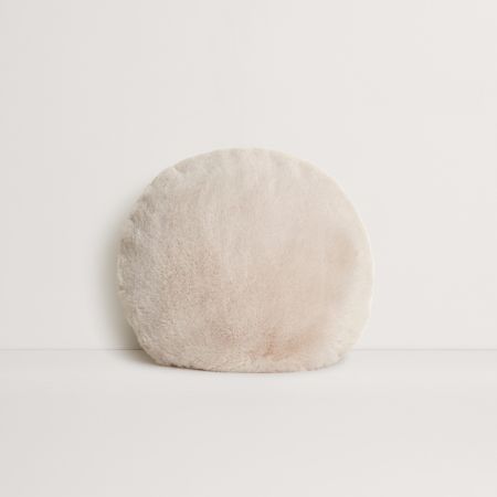 Carlson Round Cushion in bone