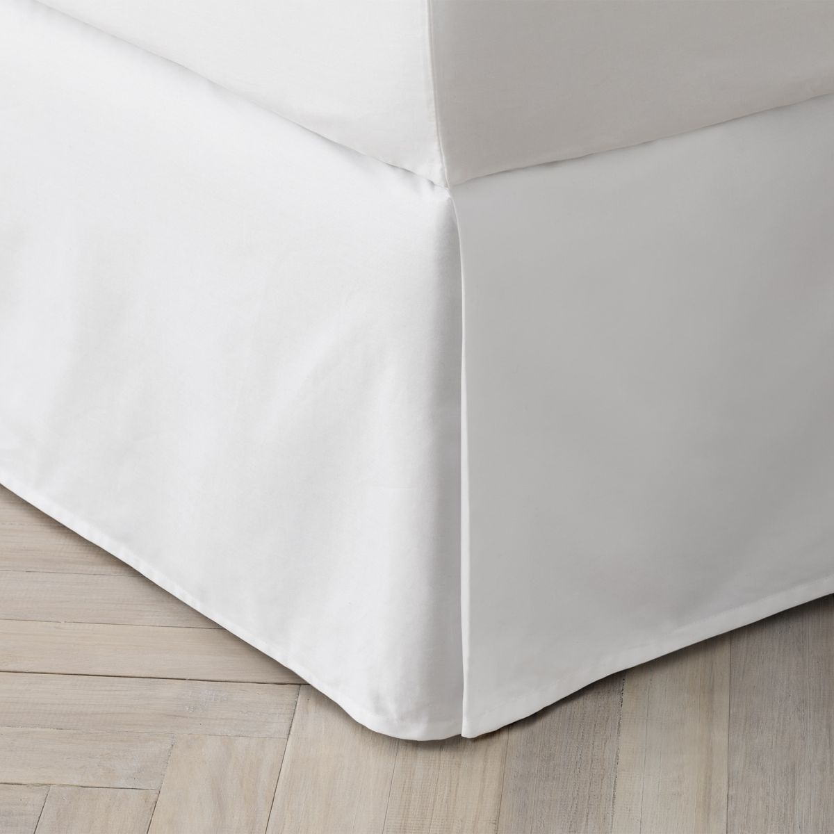 white bed skirt