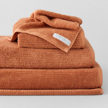Trenton_Maple_5-Stack-Towel-Collection