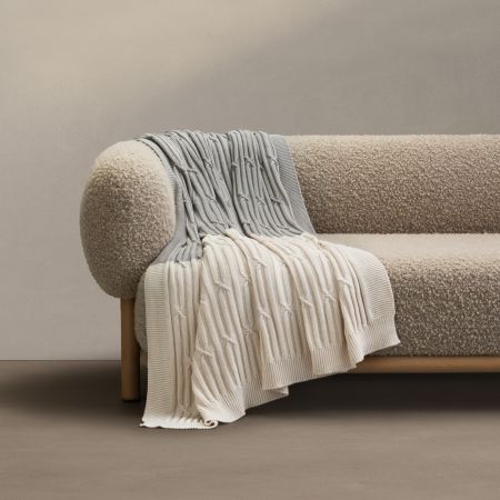 Lenno Throw in powder grey