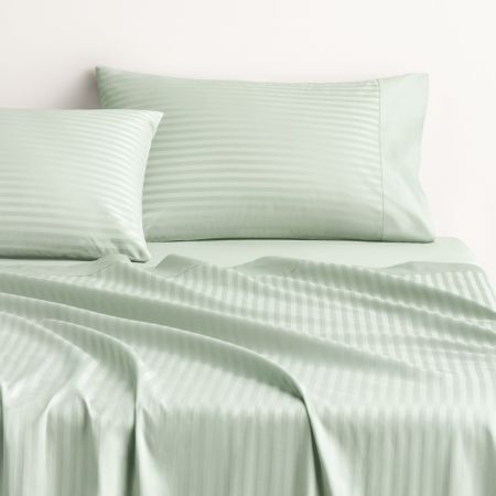 1200TC Millennia Flat Sheet in light peppermint
