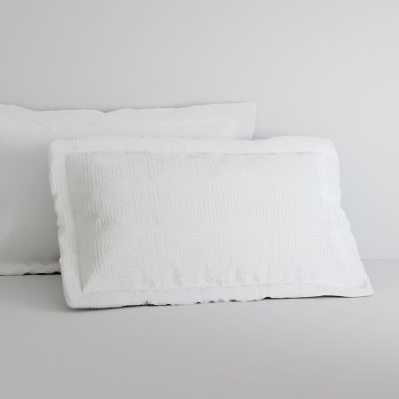 Beechwood Tailored Pillowcase Sham in white