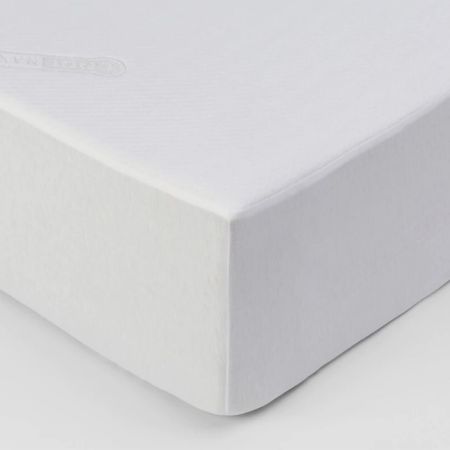 Dunlopillo All Year Comfort Coolmax® mattress protector