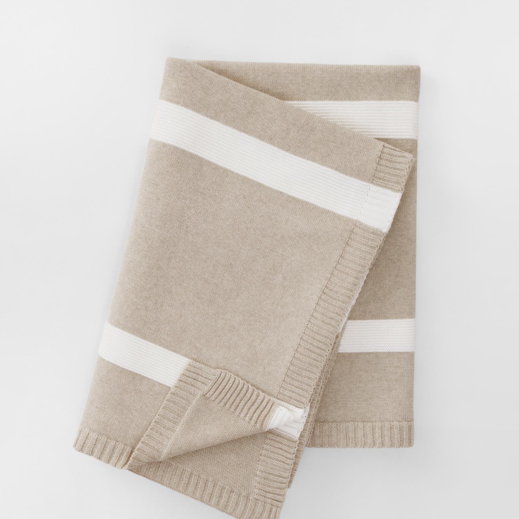 Endrik Throw
