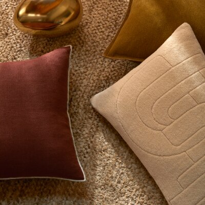 Cushions & Throws