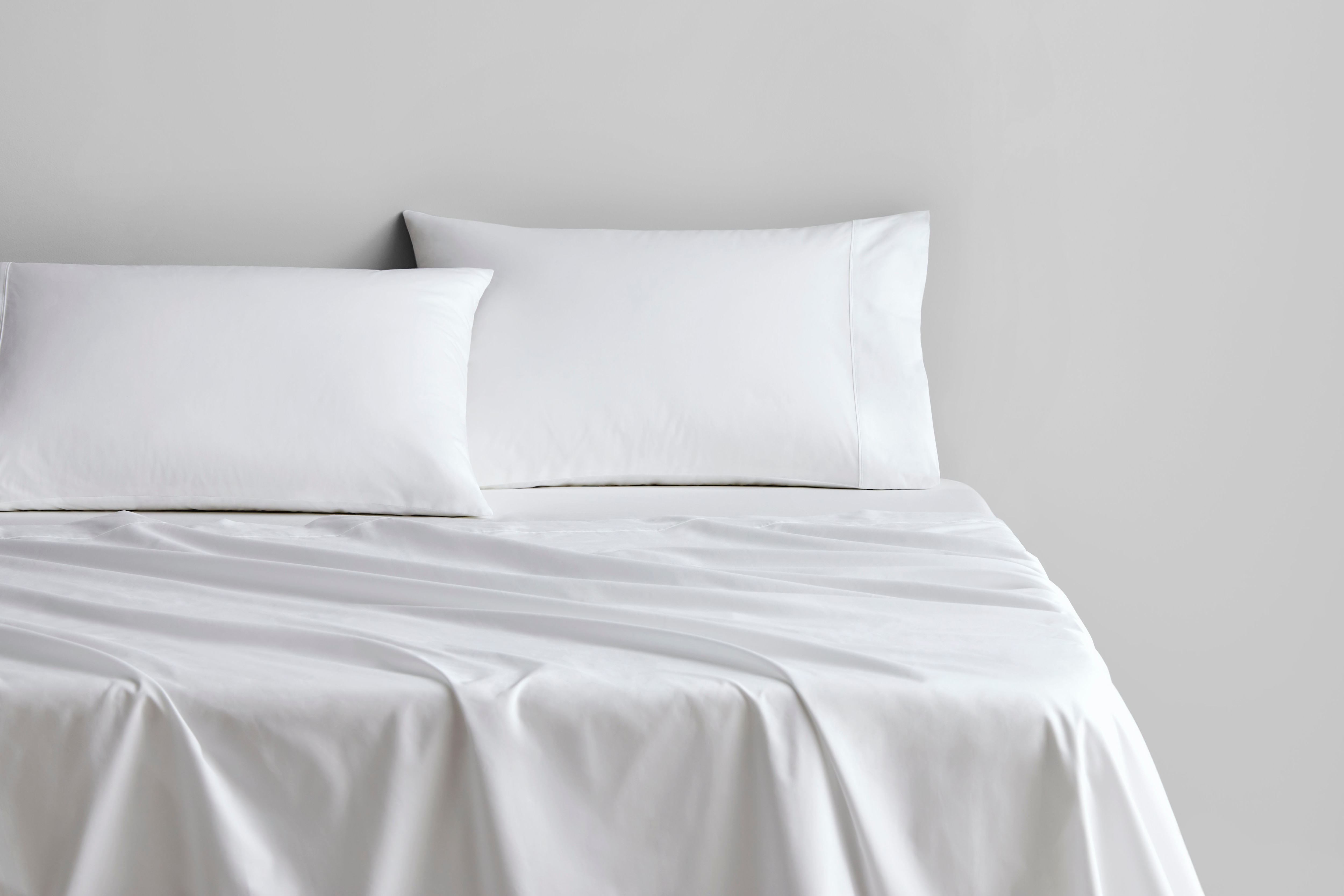 Double Size Royal Sheridan Luxuriously Comfortable 500 Thread Count Cotton Sateen Flat Sheet Silver 