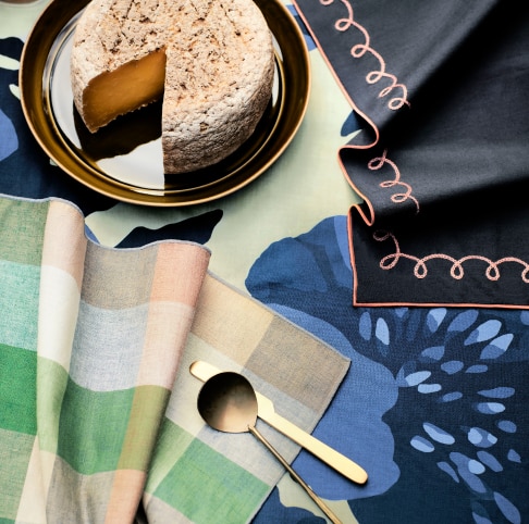 Shop Table Linen >