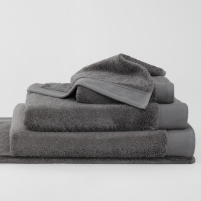 Eris Soft Luxury Towel Collection 