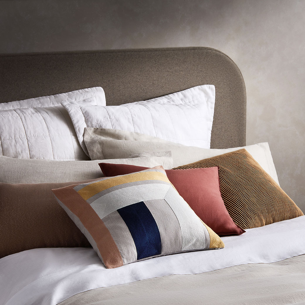Here's Six Ways How to Style Cushions